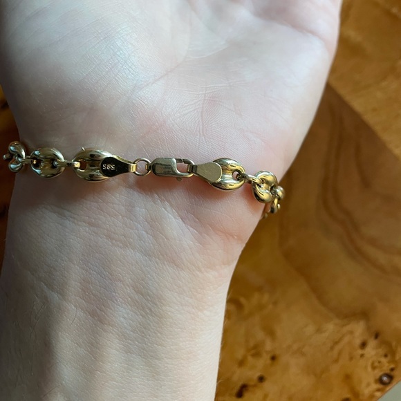 14k gold mariner link bracelet, 7 inches, EUC - Picture 4 of 4